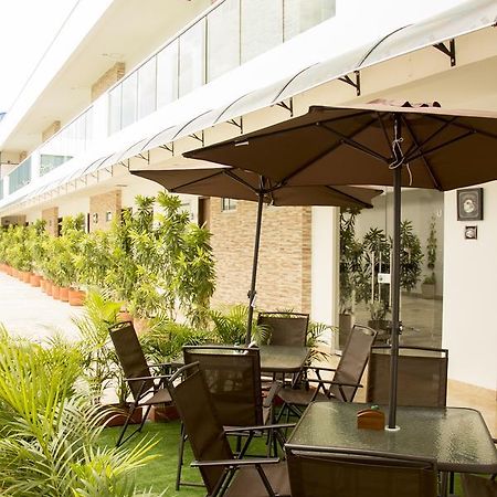 River City Hotel Montería Buitenkant foto